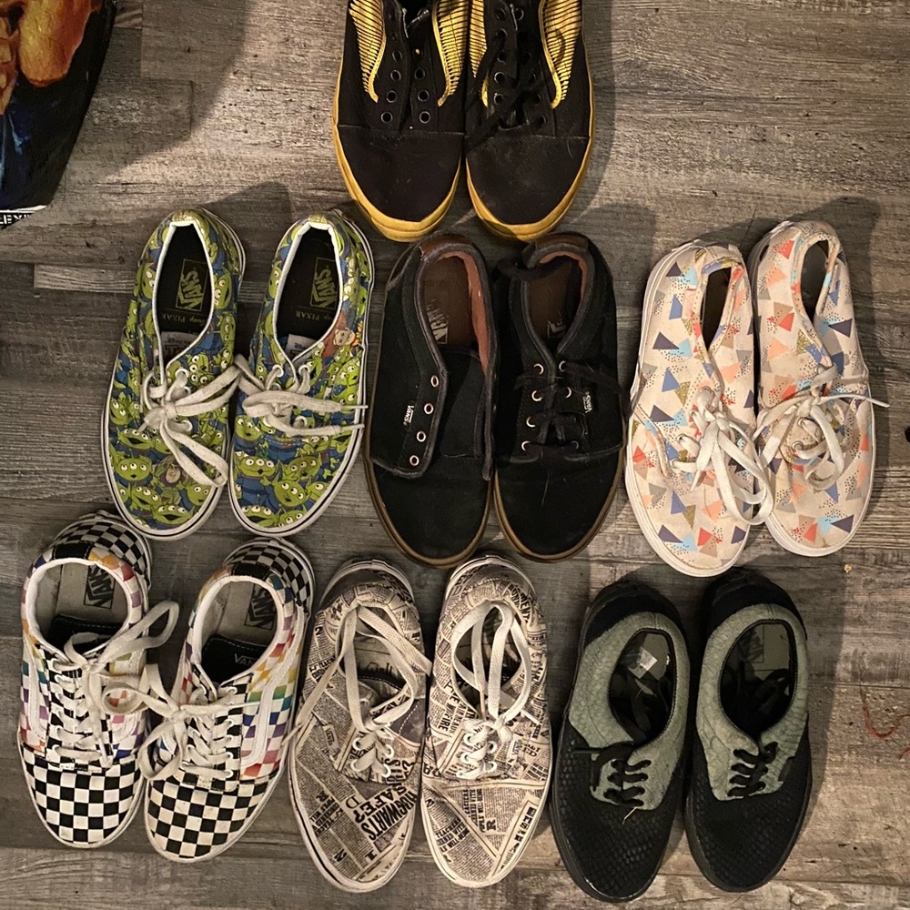 Size 3 van lot